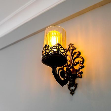 Laos Istanbul Town Hause Apartment Bagian luar foto